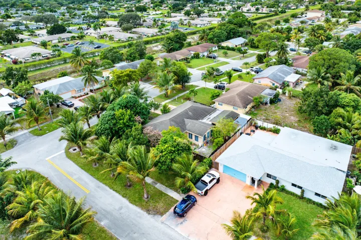 048-2655DorsonWay-DelrayBeach-FL-33445-S