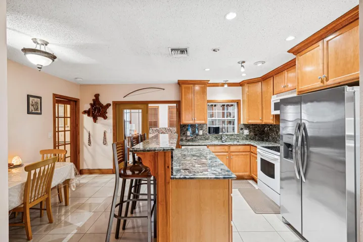008-2655DorsonWay-DelrayBeach-FL-33445-S