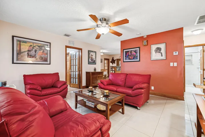 005-2655DorsonWay-DelrayBeach-FL-33445-S