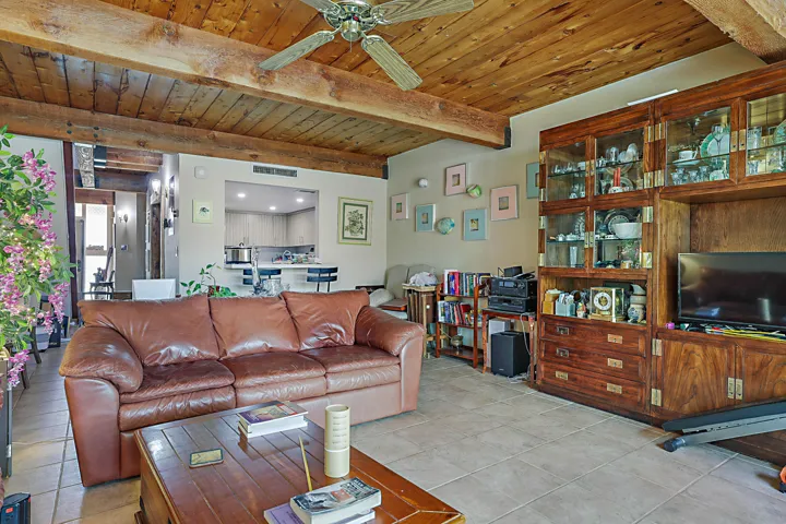 4801 NW 2nd Ave Unit 105 -6