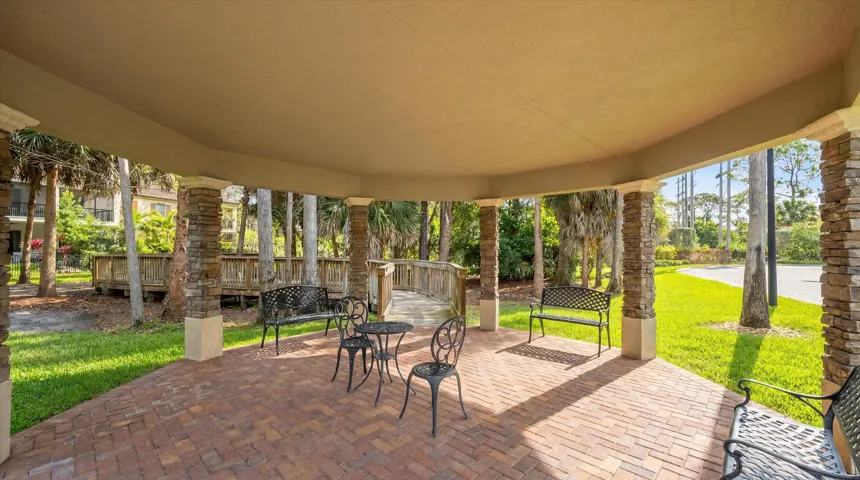 49-15600 Italian Cypress Wy
