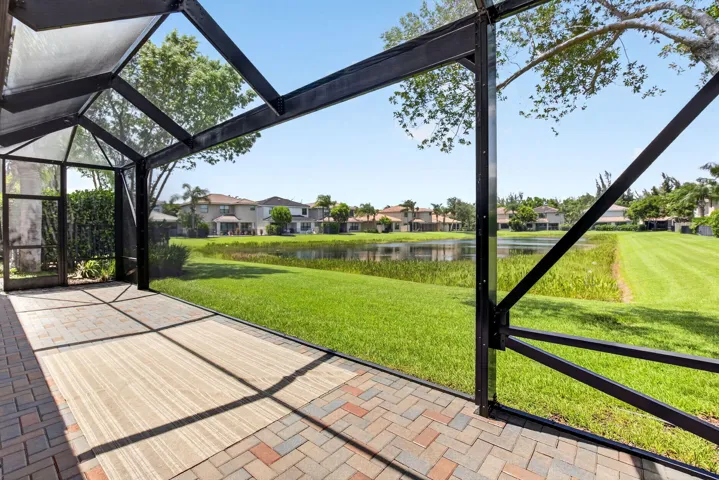 Screened-In Patio
