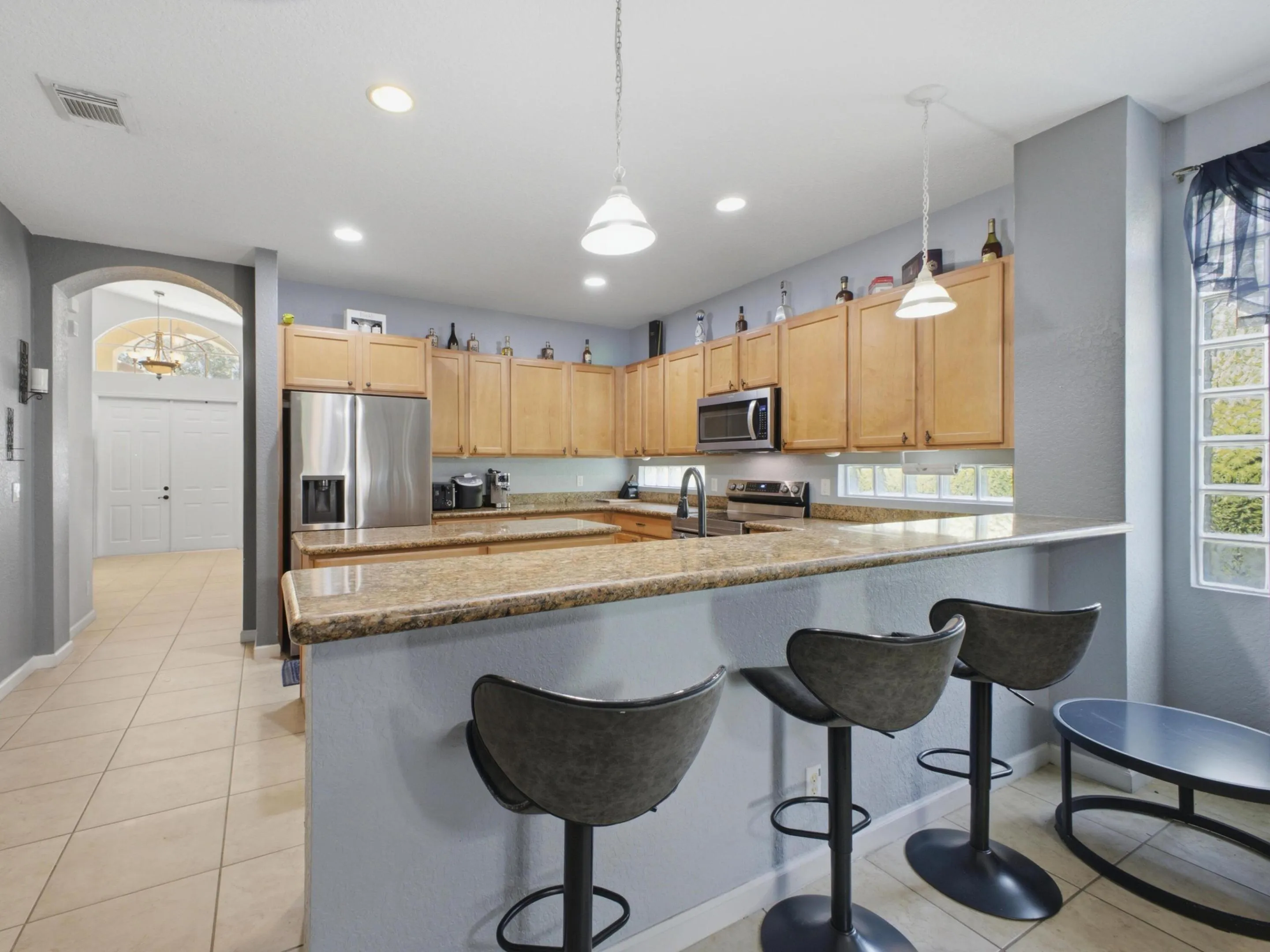 Kitchen_Foyer
