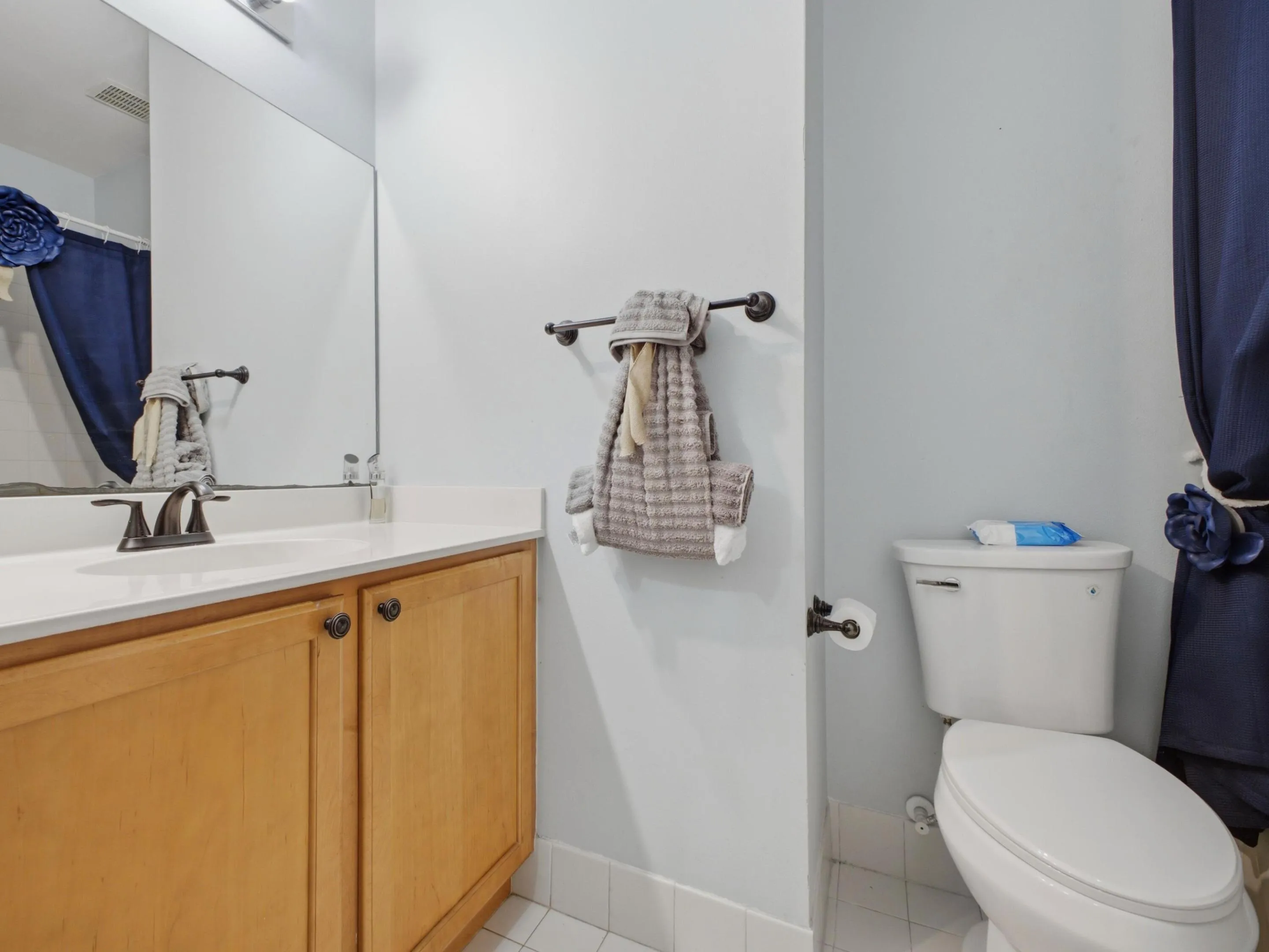 Shared_Bathroom