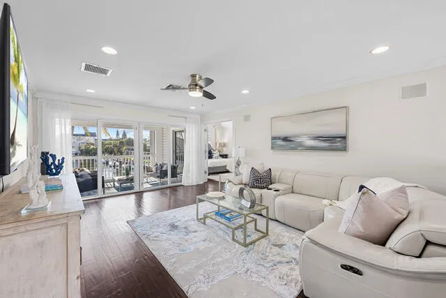 2nd floor loft