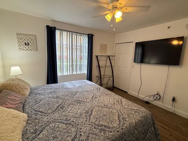 Principal bedroom