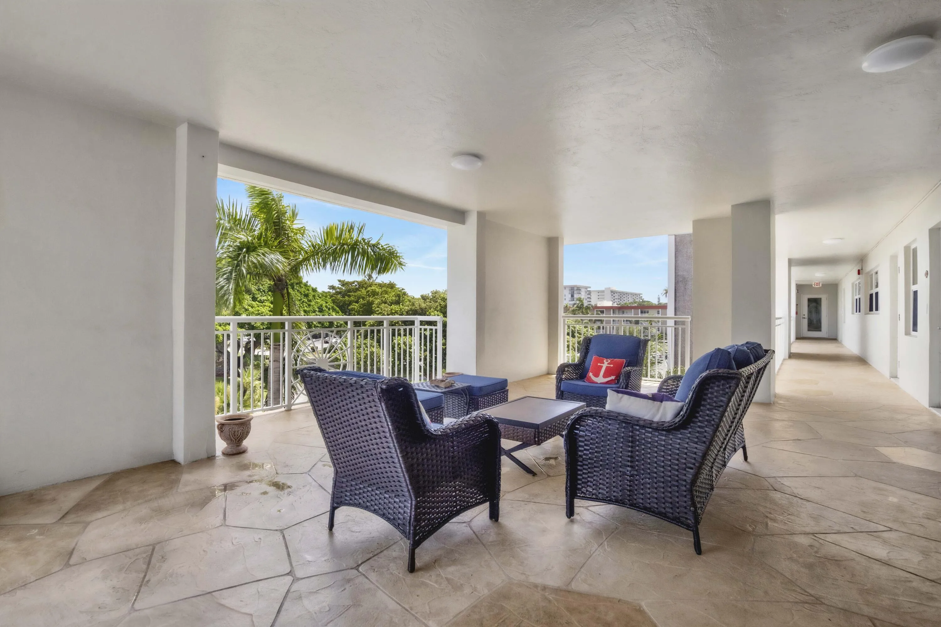 3000 NE 48th Ct-35