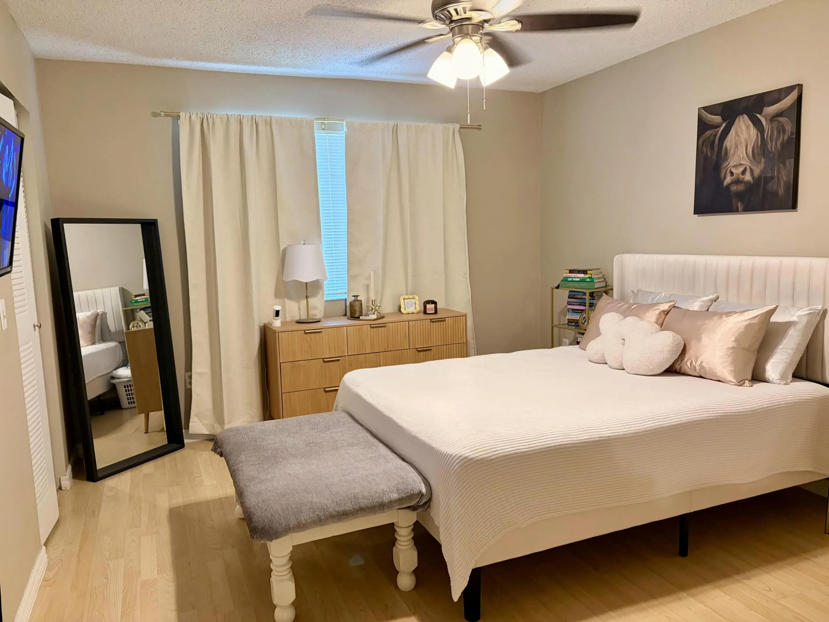 5035 wiles apt 104 bedroom 1