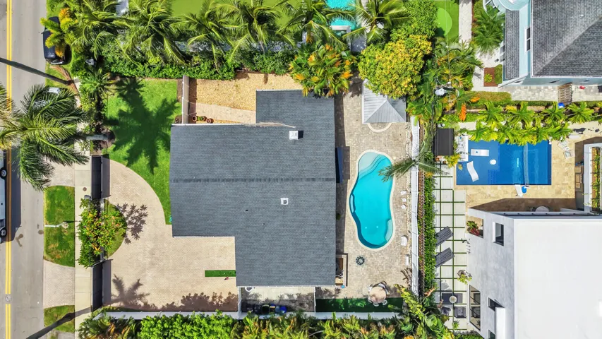 01_Aerial1_mls