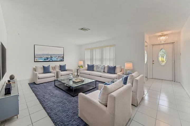 06-Living-Room-01_VS