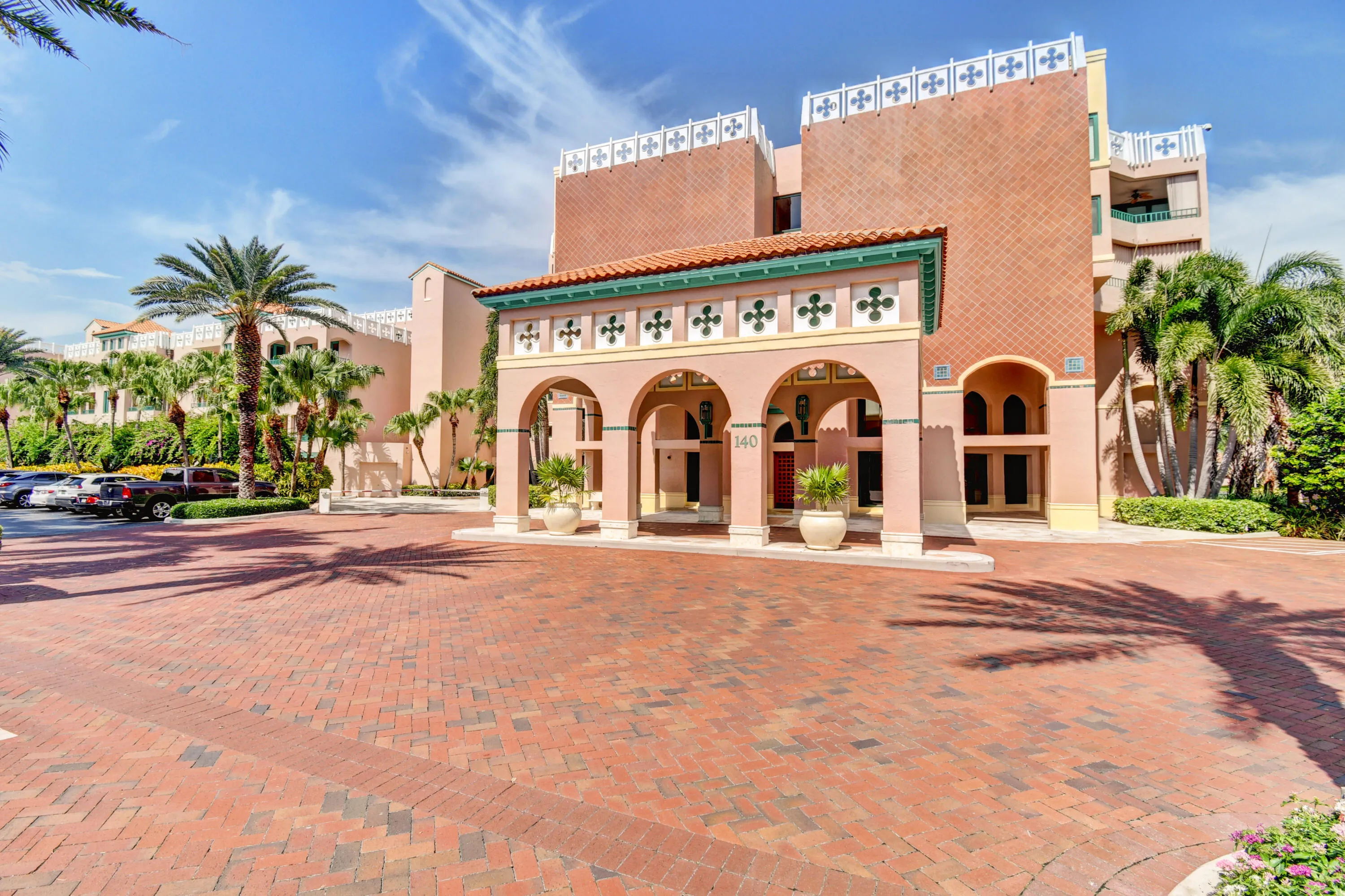 Mizner court