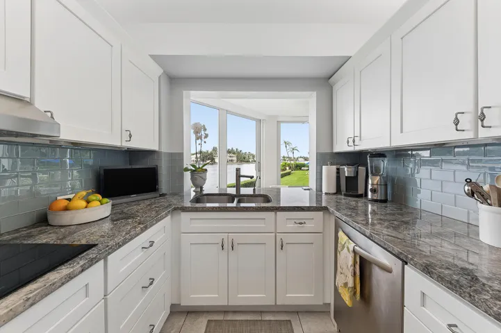 Kitchen - 3