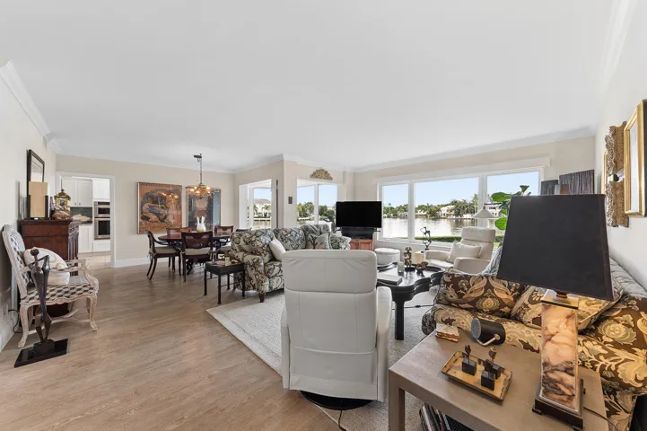 Living Room - 1