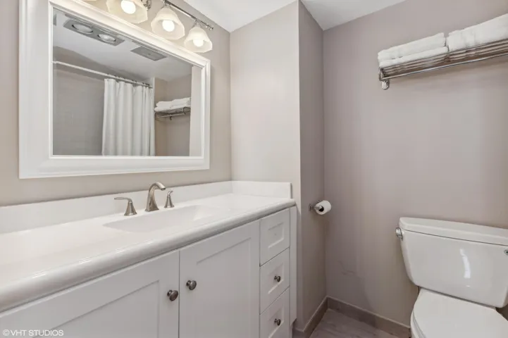 The Barrton Guest Suite - 3