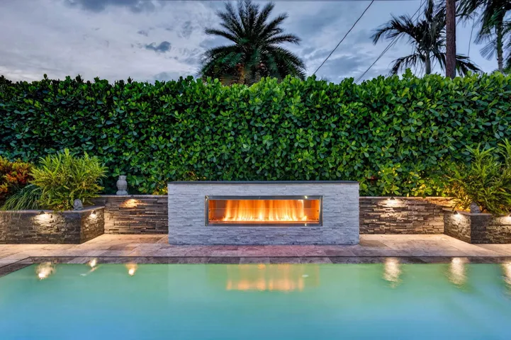 GAS FIREPLACE VIEW AT NIGHT