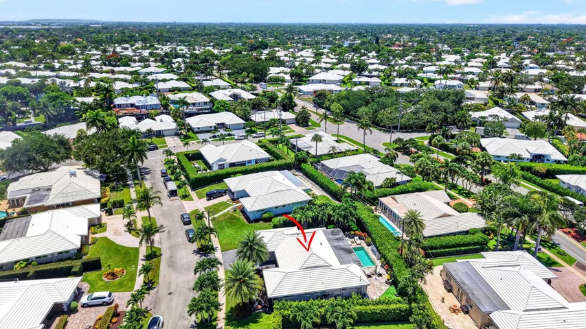 AERIAL VIEW OF PROPERTY