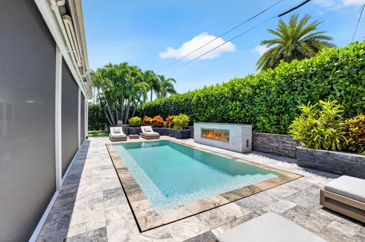 POOL/BACKYARD VIEW