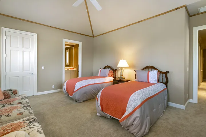 Guest Bedroom 2