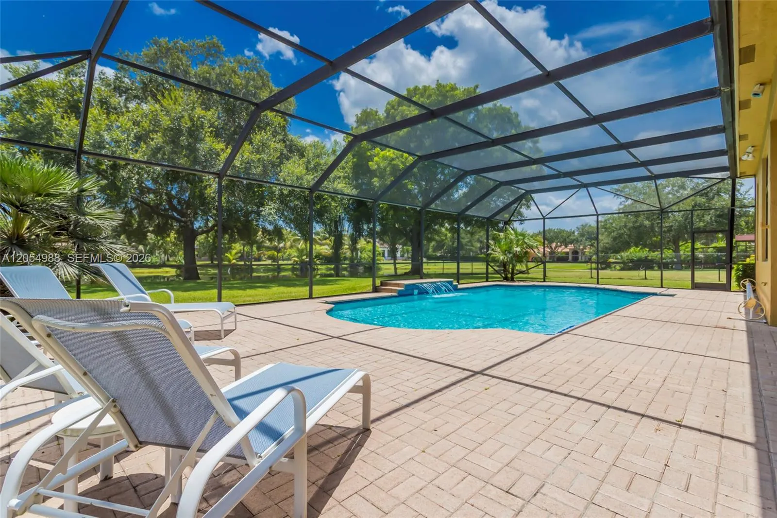 Property photo 33