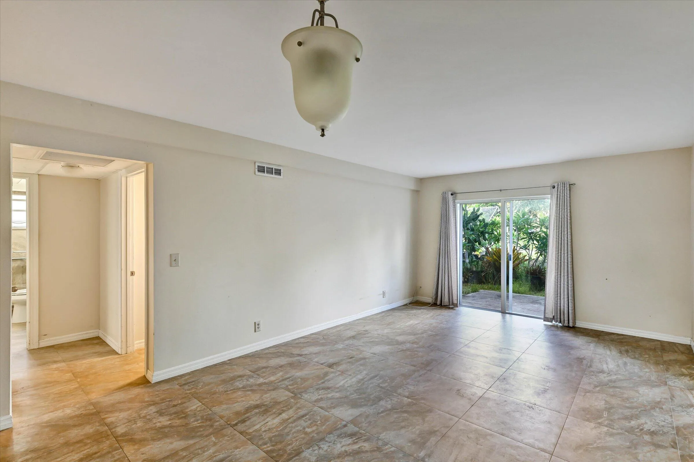 05-404 Fern St 3A-5