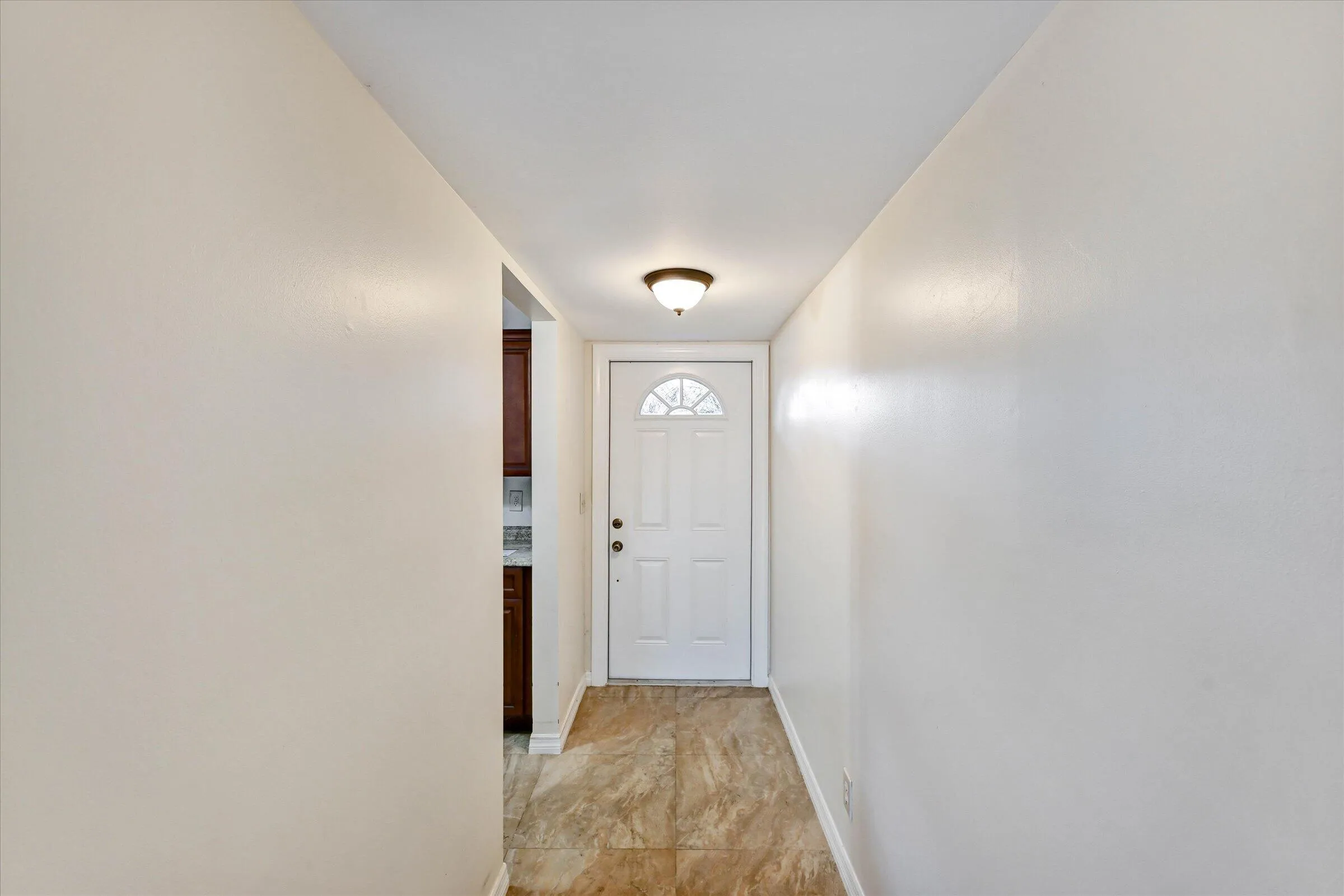 03-404 Fern St 3A-3