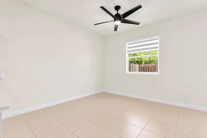 Furnishings deleted by AI.