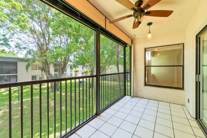 20260715 - 225 SE 10th St Unit 11D - MR-
