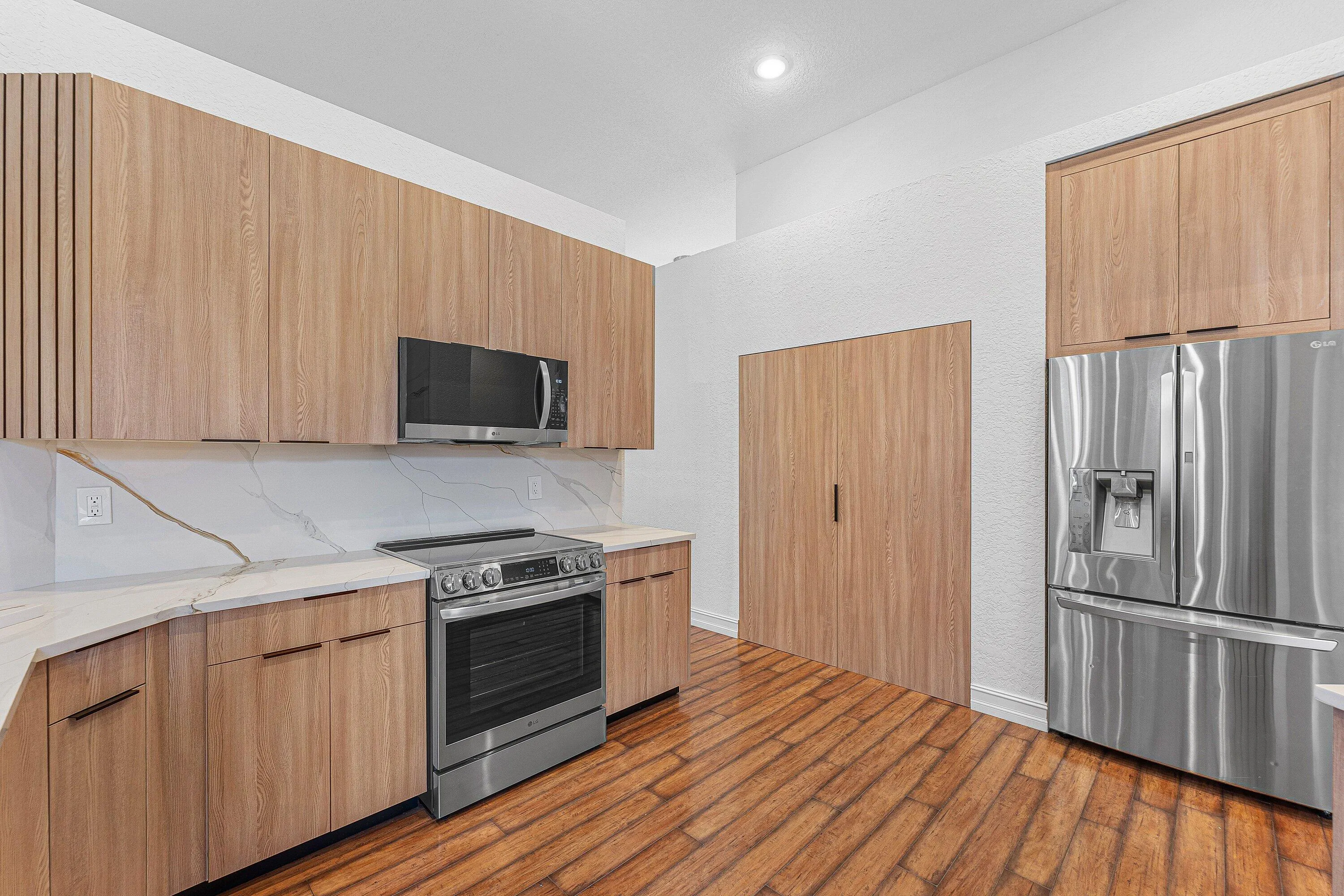 012-7235Northwest63rdTerrace-Parkland-FL