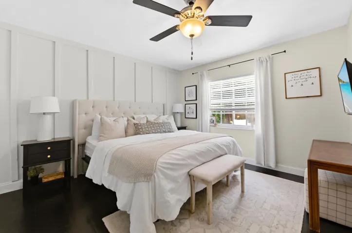 23 Bedroom 02