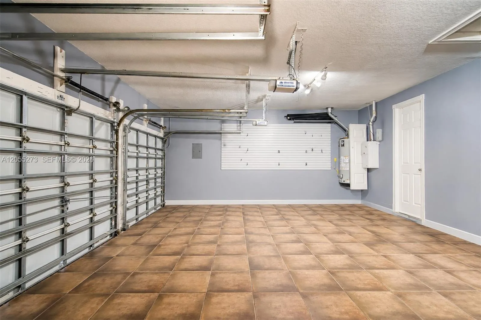 Property photo 64