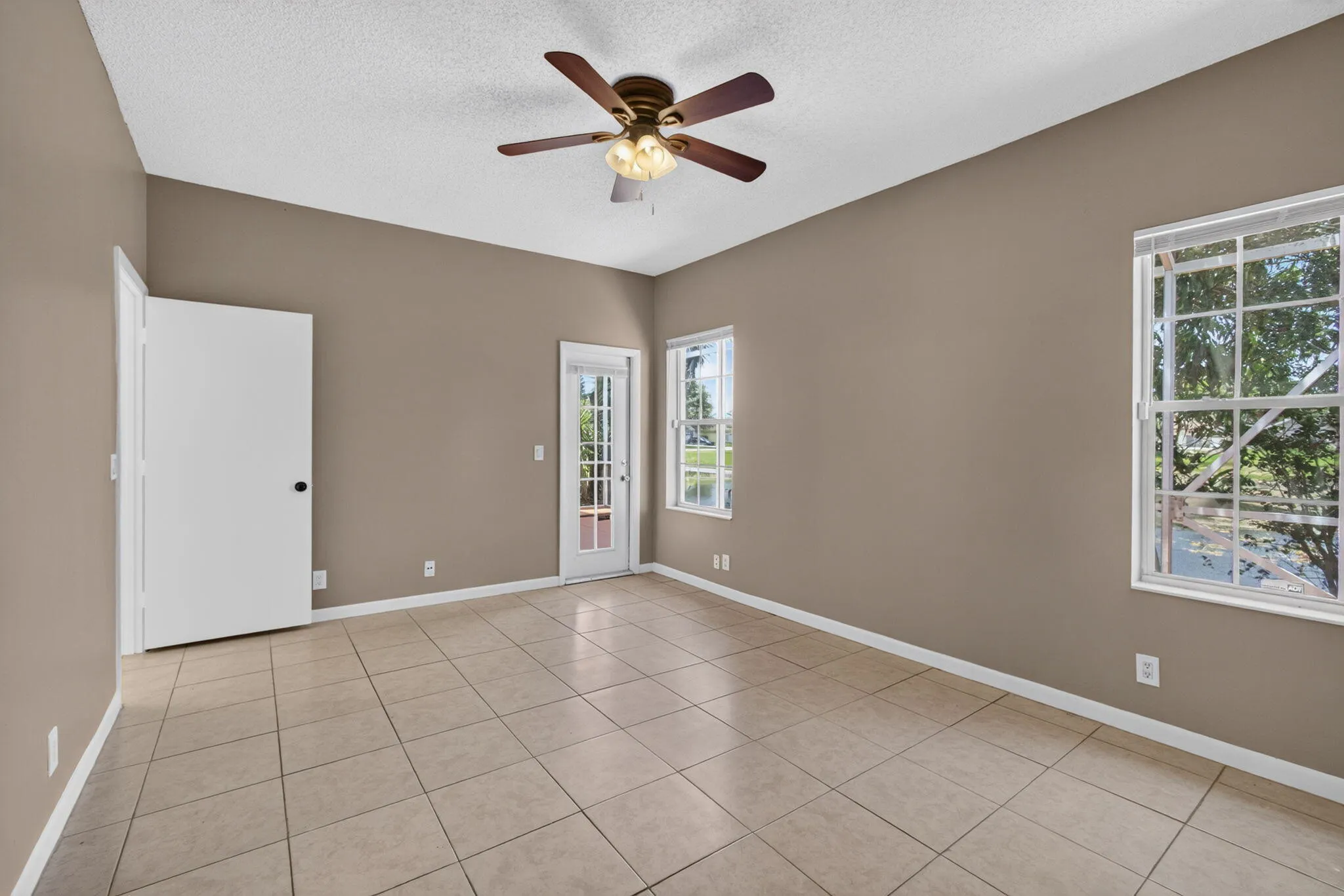 24-web-or-mls-5D1A5574