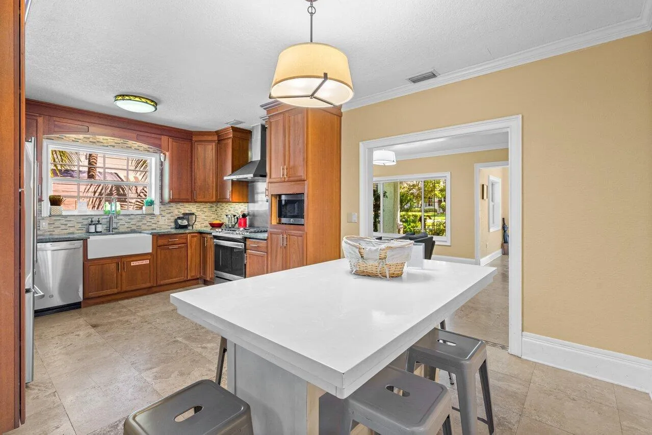 021-520Northeast3rdAvenue-DelrayBeach-FL
