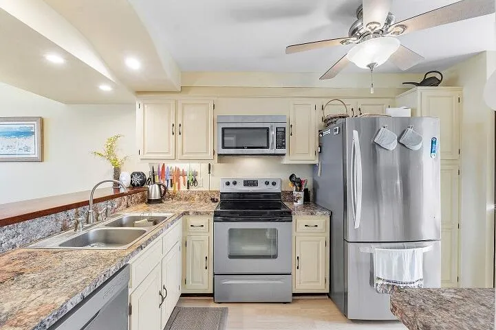 G503 Kitchen