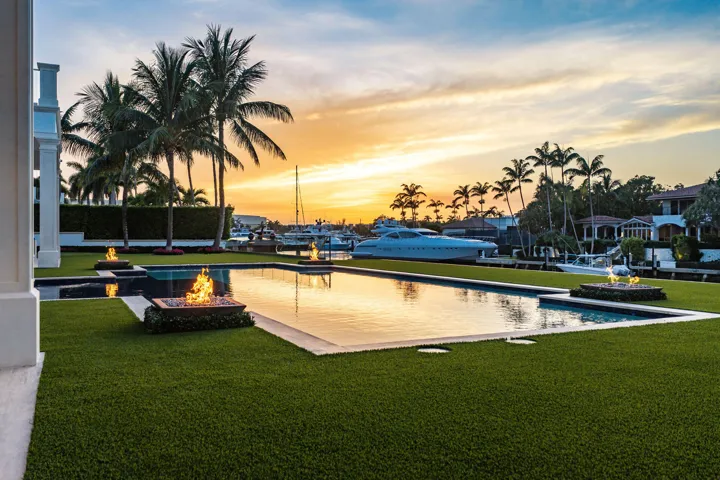 215_W_Key_Palm_Road_Dusk_09