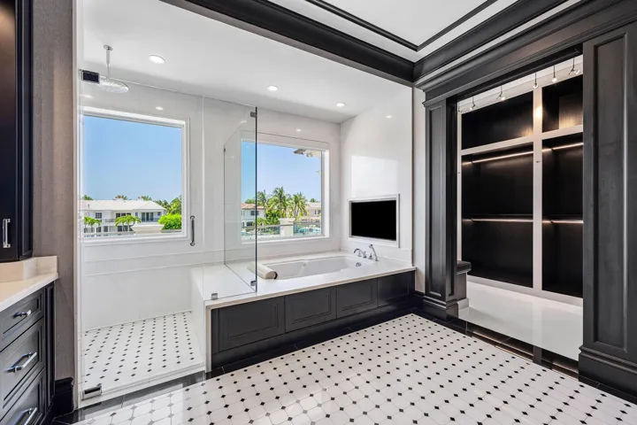 215_W_Key_Palm_Road_73