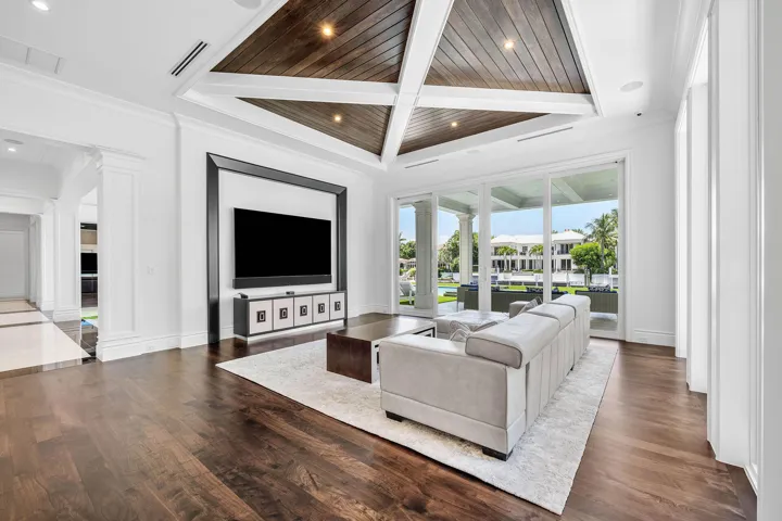 215_W_Key_Palm_Road_22