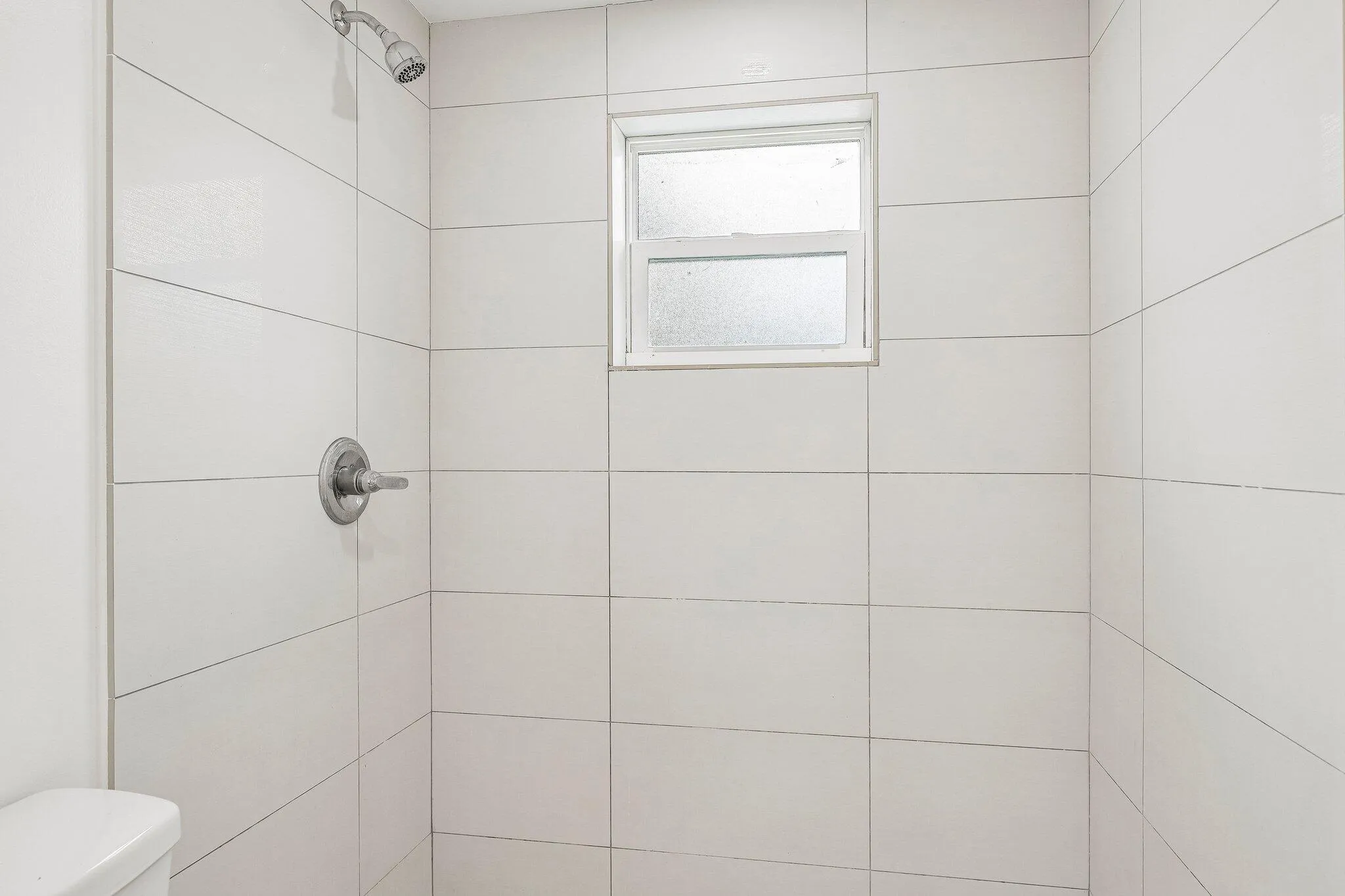 29-web-or-mls-N 22nd Ave-S2107-029