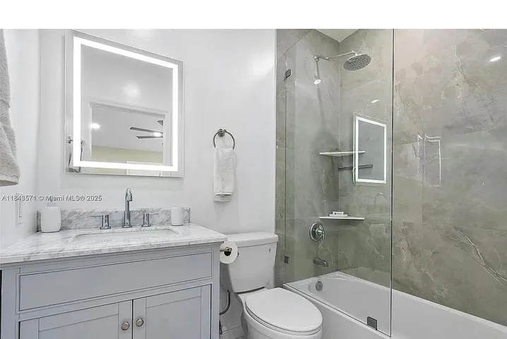 12-web-or-mls-N 22nd Ave-S2107-012