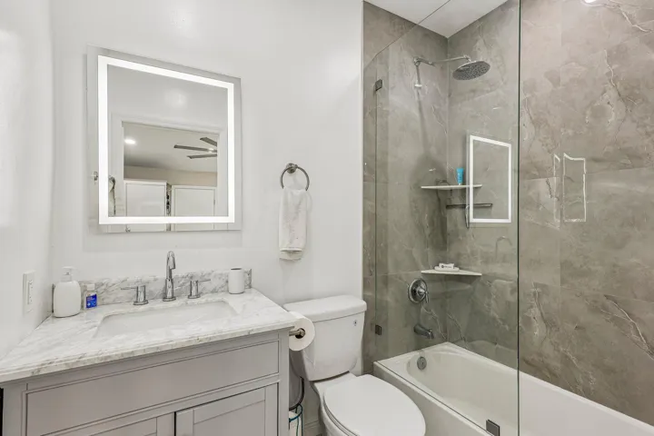 31-web-or-mls-N 22nd Ave-S2107-031