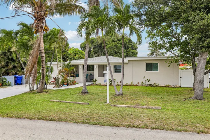 2-web-or-mls-N 22nd Ave-S2107-002