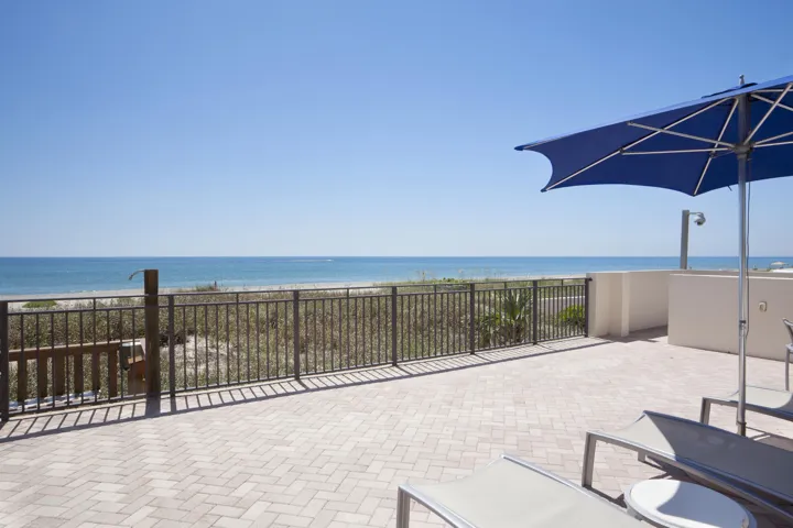 POOL DECK