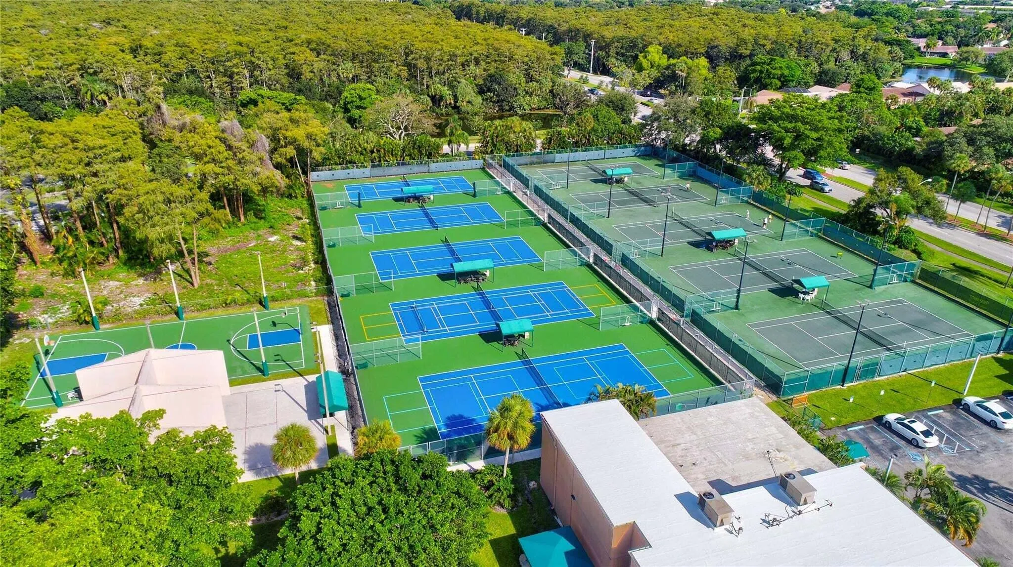 Tennis