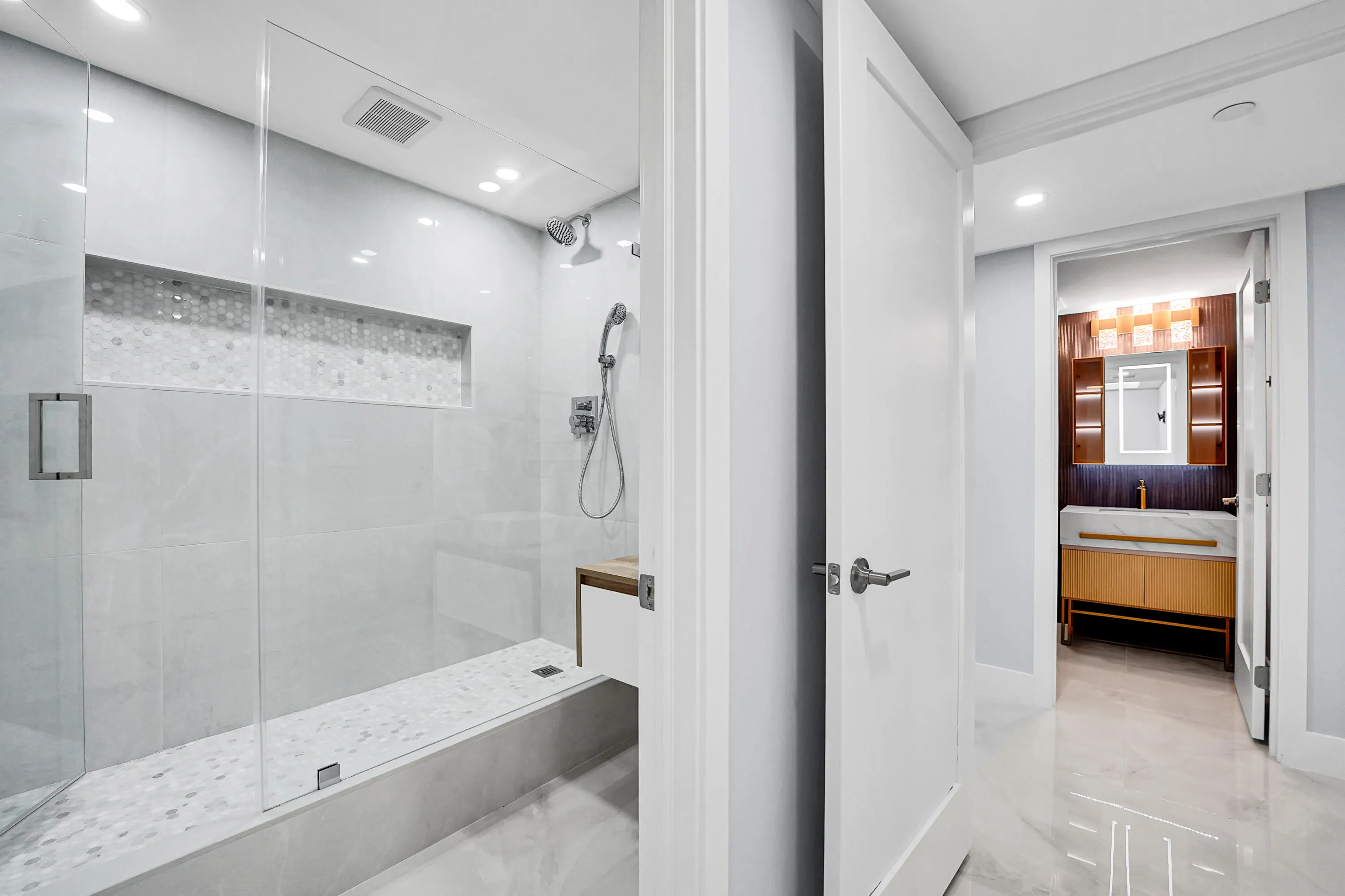 1 Bed Bath