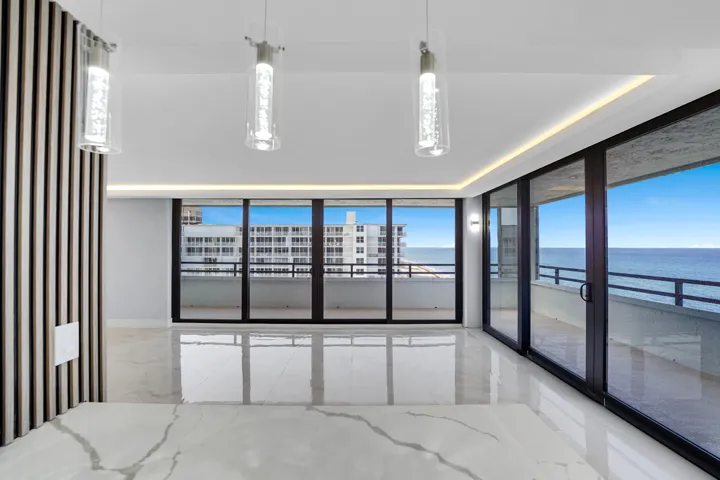 Kitchen Bar