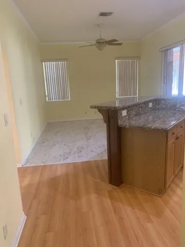 Breakfast Bar/Family Rm