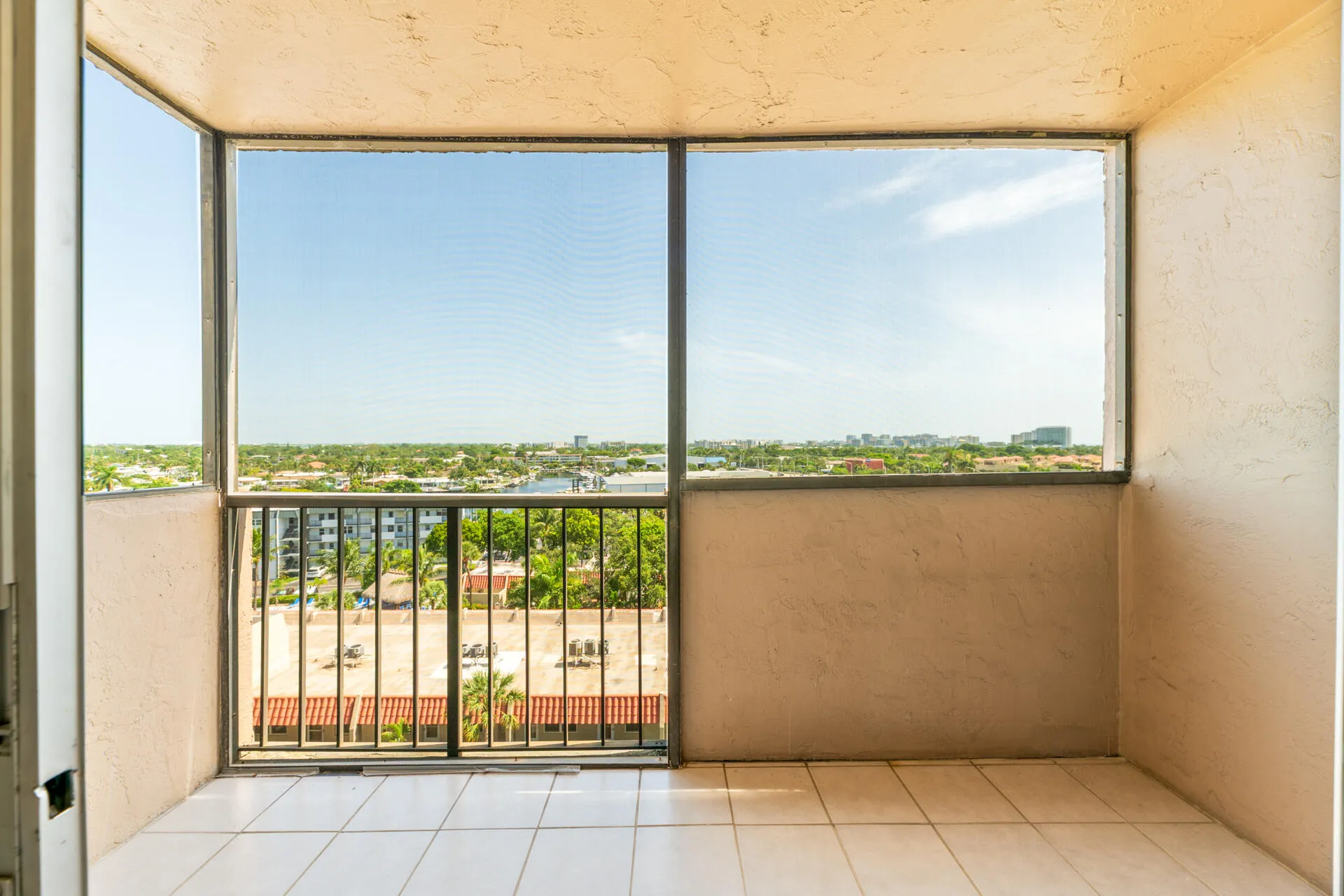 20260715 - 777 S Federal Hwy Apt 906 - M