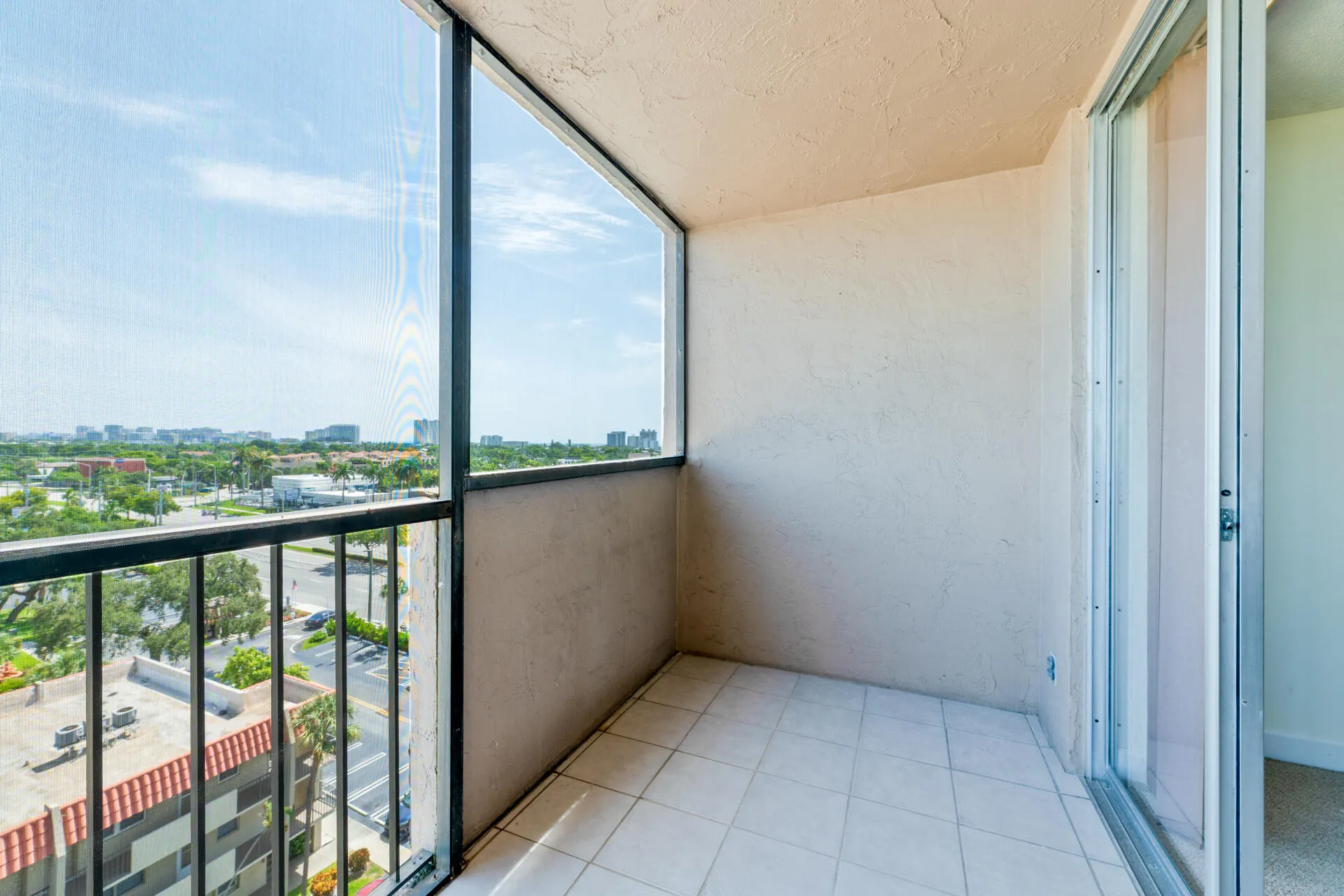 20260715 - 777 S Federal Hwy Apt 906 - M
