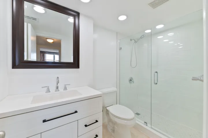 20260715 - 777 S Federal Hwy Apt 906 - M