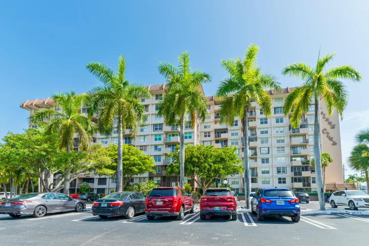 20260715 - 777 S Federal Hwy Apt 906 - M