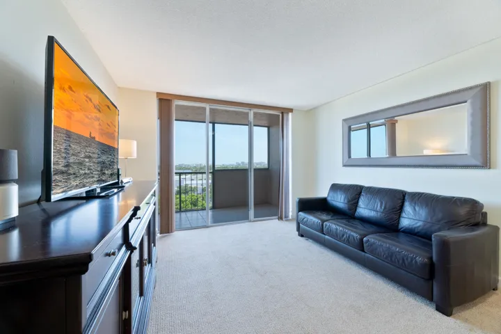 20260715 - 777 S Federal Hwy Apt 906 - M